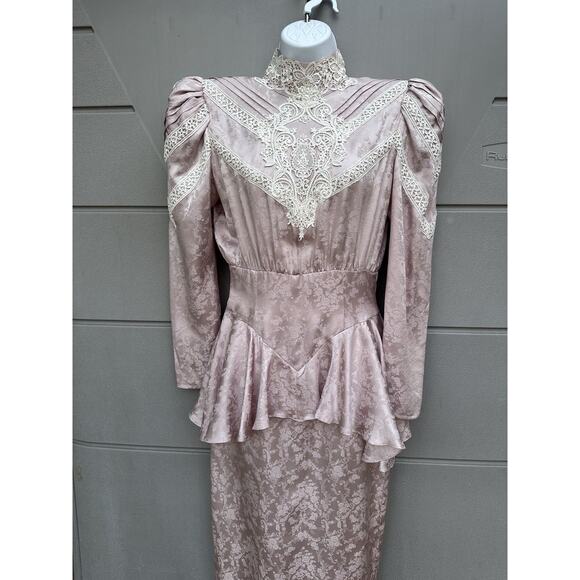 VTG JESSICA McCLINTOCK Pink Silk Lace Prairie Dress High Neck Victorian Cottage - Picture 3 of 16